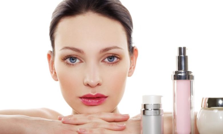 چرا باید از محصولات مراقبت از پوست استفاده کنیم؟